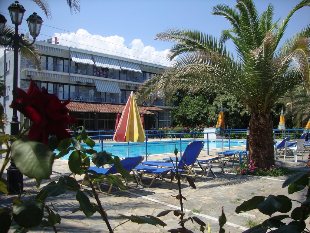 Hotel Pantazis Paralia Panteleimonos Extérieur photo